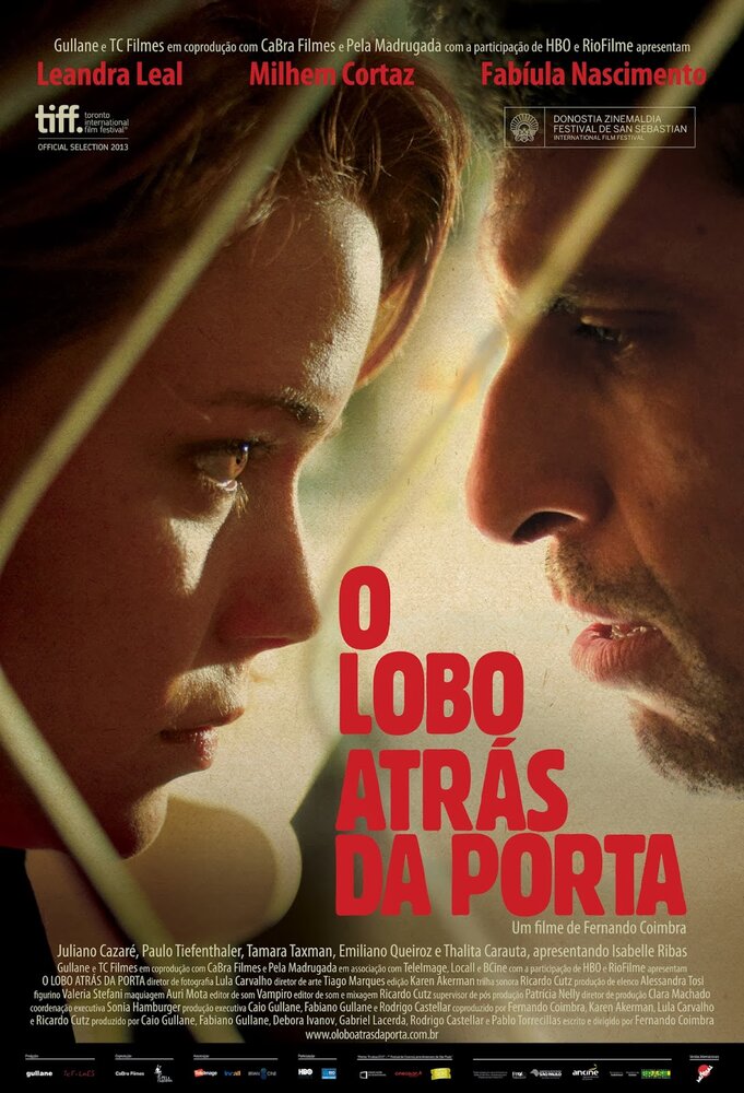 Волк у двери / O Lobo Atrás da Porta