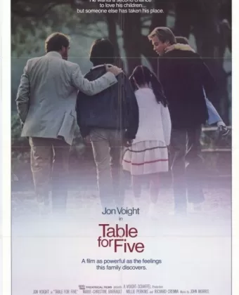 Стол для пятерых / Table for Five